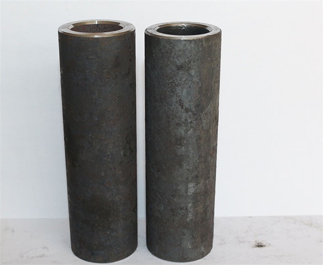 大田16<font style='color:red'>冷挤压</font>钢筋套筒